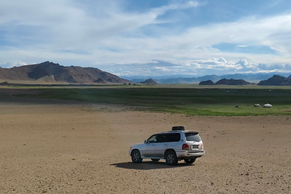Driving to Khovd